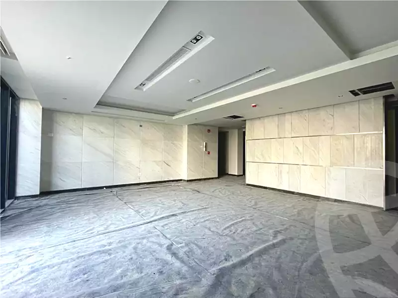 https://aqarmap.com.eg/en/listing/7303103-for-sale-cairo-new-cairo-compounds-hyde-park-business-district
