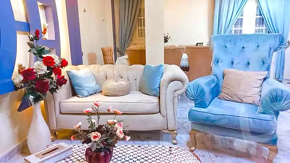 https://aqarmap.com.eg/ar/listing/7310221-for-sale-cairo-ain-shams-ain-shams-el-sharkia-el-eshrein-stt