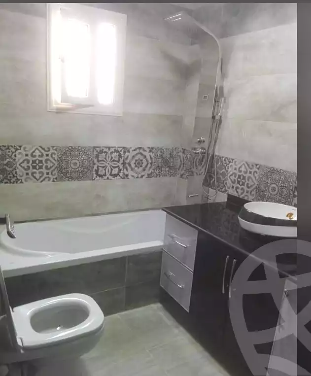 https://aqarmap.com.eg/ar/listing/7310295-for-sale-alexandria-sydy-bshr-sydy-bshr-bhry-shr-khld-bn-lwlyd