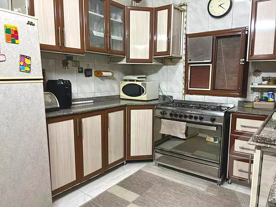 https://aqarmap.com.eg/en/listing/7310435-for-sale-cairo-el-haram-shareaa-khatem-el-morsalen