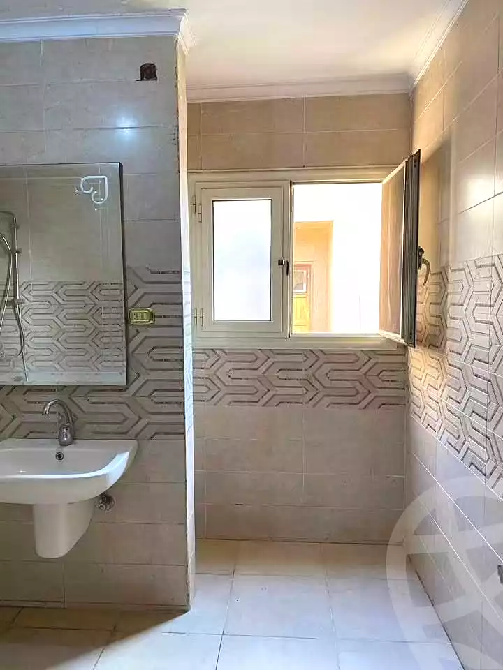 https://aqarmap.com.eg/ar/listing/7310569-for-sale-cairo-el-haram-shareaa-khatem-el-morsalen