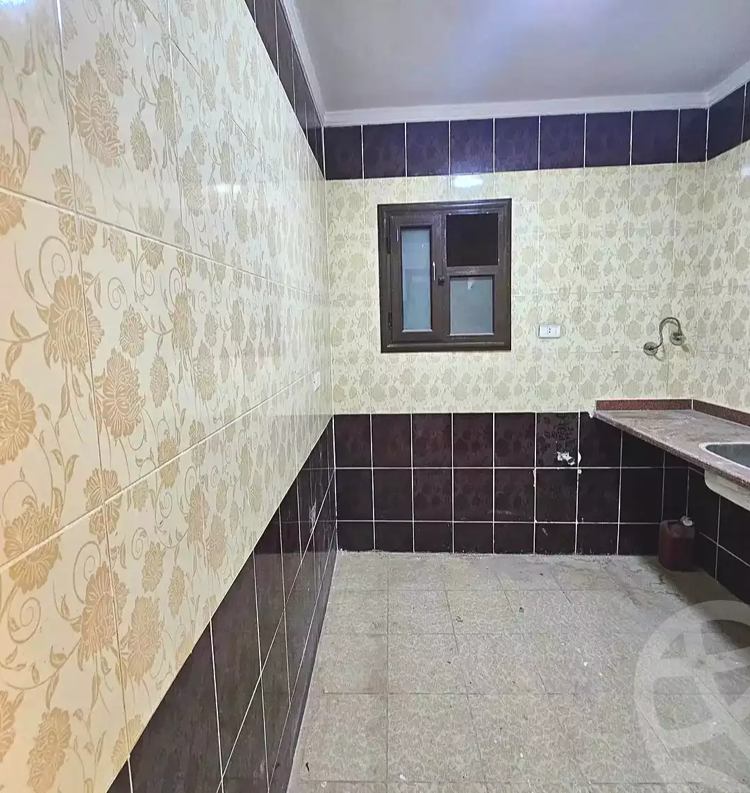 https://aqarmap.com.eg/ar/listing/7310810-for-sale-alexandria-miami-el-gaish-rd-st
