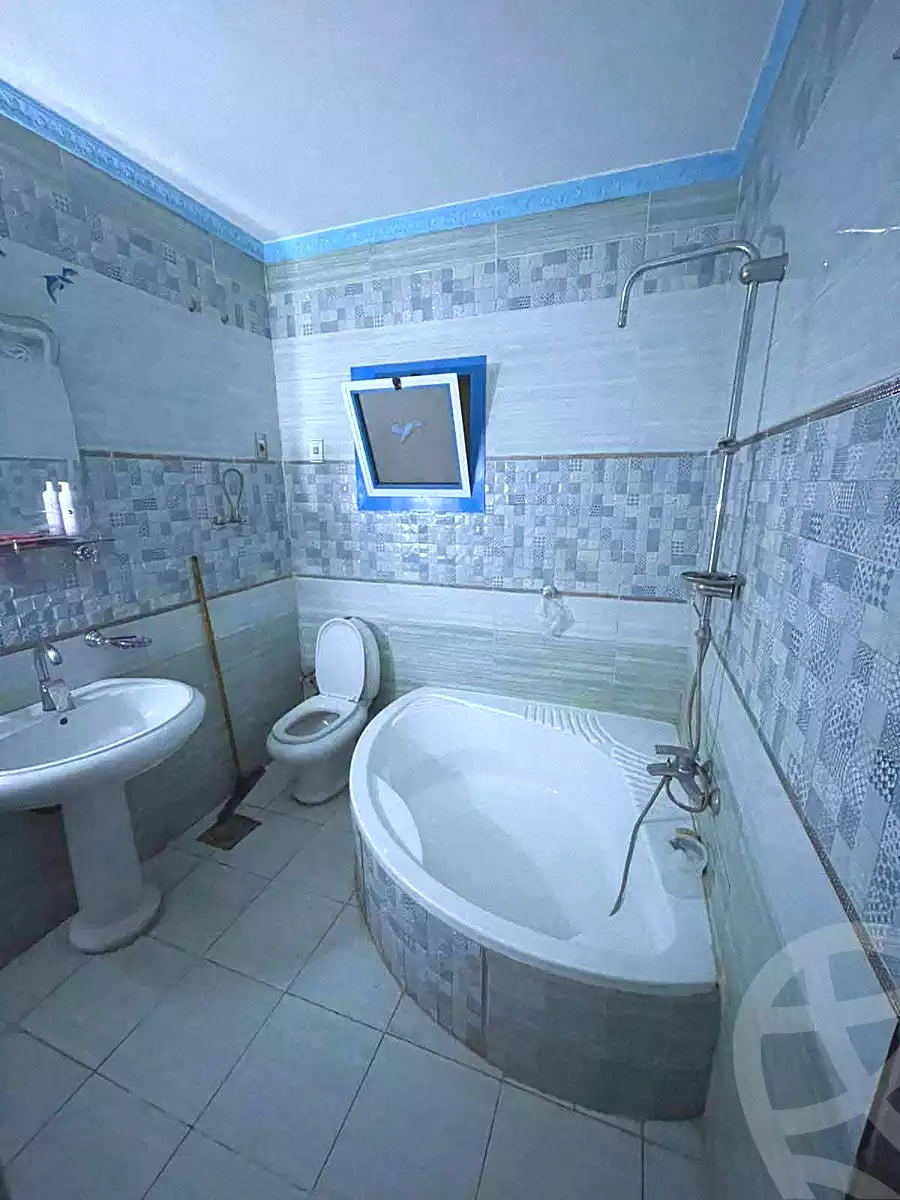 https://aqarmap.com.eg/ar/listing/7310856-for-sale-alexandria-al-agamy-lbytsh-shahr-al-assal-st