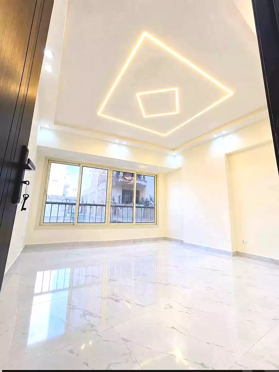https://aqarmap.com.eg/ar/listing/7310956-for-sale-alexandria-al-agamy-lbytsh