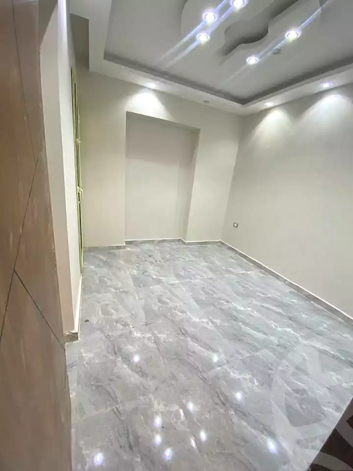 https://aqarmap.com.eg/ar/listing/7311648-for-sale-alexandria-al-agamy-lbytsh-bianchiii