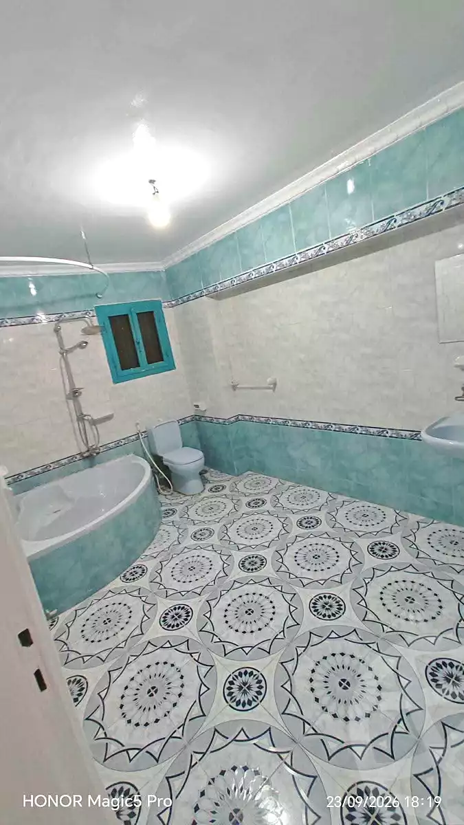 https://aqarmap.com.eg/ar/listing/7311859-for-sale-cairo-helwan-helwan-el-sharkeya-khesro-basha-st