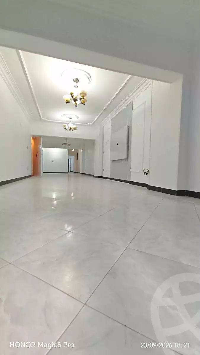 https://aqarmap.com.eg/ar/listing/7311859-for-sale-cairo-helwan-helwan-el-sharkeya-khesro-basha-st