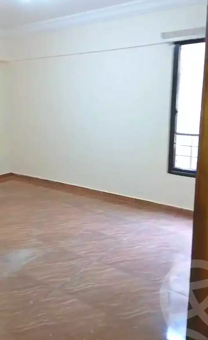 https://aqarmap.com.eg/ar/listing/7311991-for-rent-alexandria-ibrahimia-abou-quer-st