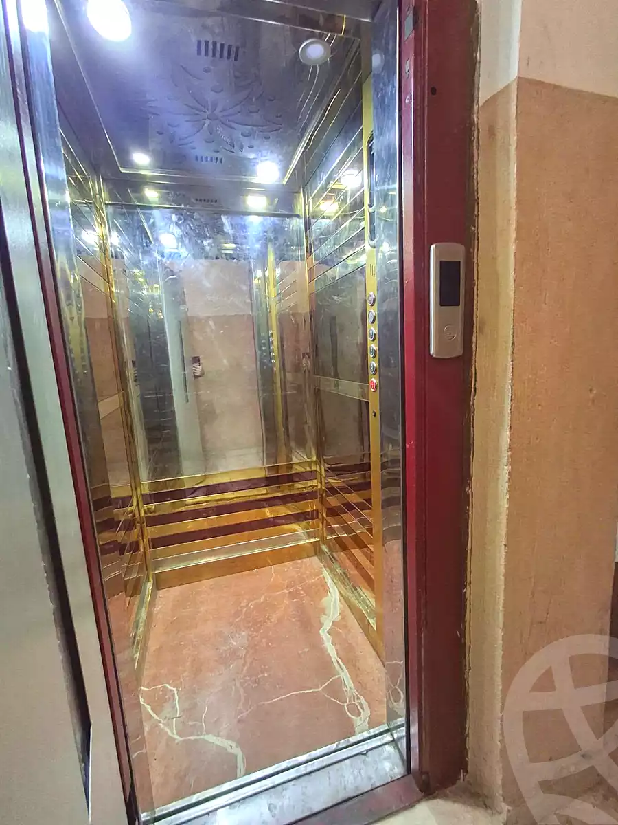 https://aqarmap.com.eg/en/listing/7311985-for-sale-alexandria-el-asafra-hasan-kamel-st