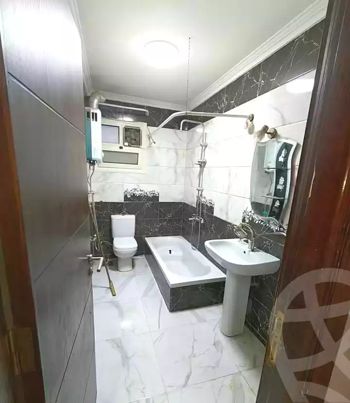 https://aqarmap.com.eg/en/listing/7312191-for-sale-cairo-ain-shams-el-naam
