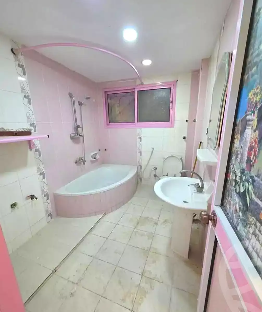 https://aqarmap.com.eg/en/listing/7312221-for-sale-alexandria-miami-mahmoud-el-isawy-st