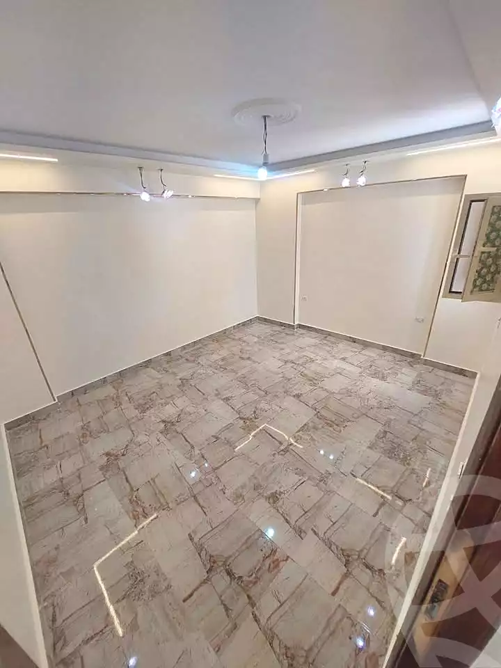 https://aqarmap.com.eg/ar/listing/7312423-for-sale-alexandria-sydy-bshr-sydy-bshr-bhry-gamal-abd-el-nasir-st