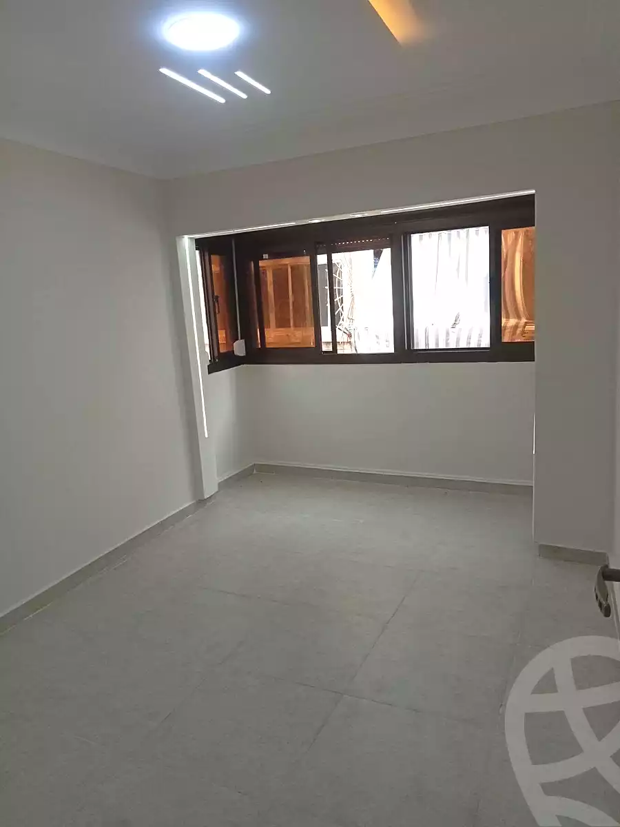 https://aqarmap.com.eg/ar/listing/7312449-for-sale-alexandria-al-agamy-lbytsh-abd-el-fattah-el-talkhawy