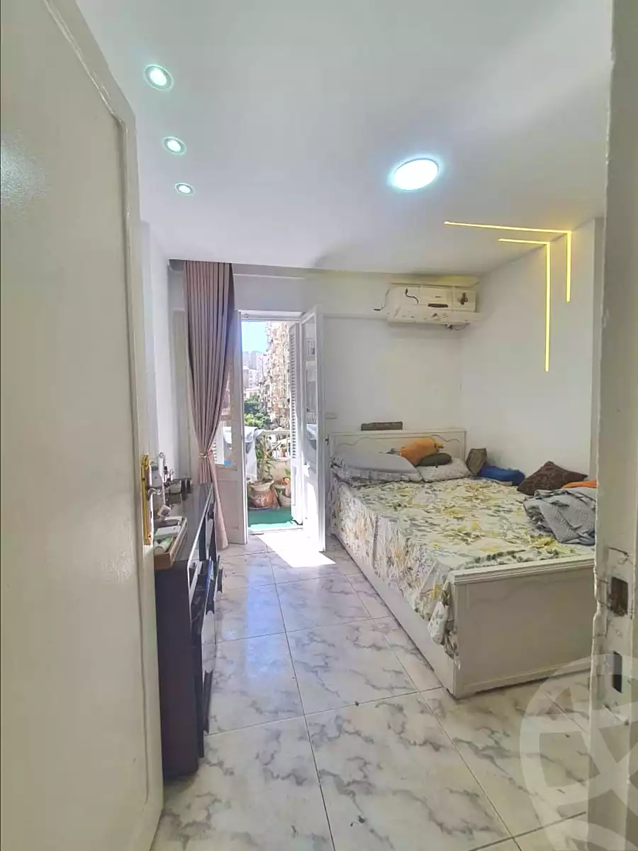 https://aqarmap.com.eg/ar/listing/7312471-for-sale-alexandria-moharram-bey