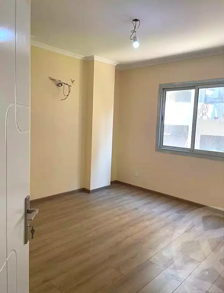 https://aqarmap.com.eg/ar/listing/7312586-for-sale-alexandria-kafr-abdo