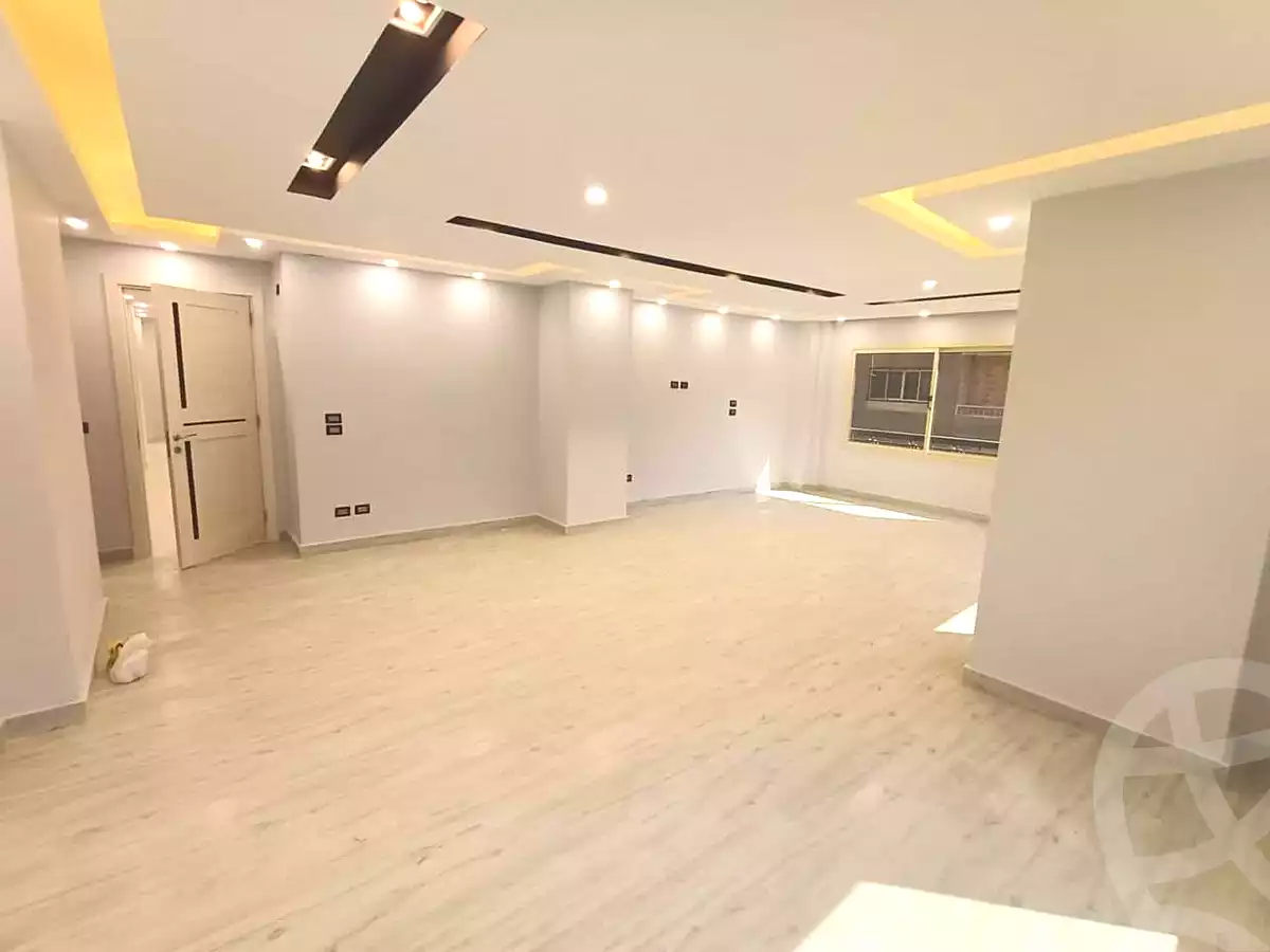 https://aqarmap.com.eg/ar/listing/7312706-for-rent-cairo-el-maadi-sarayat-el-maadi-street-20