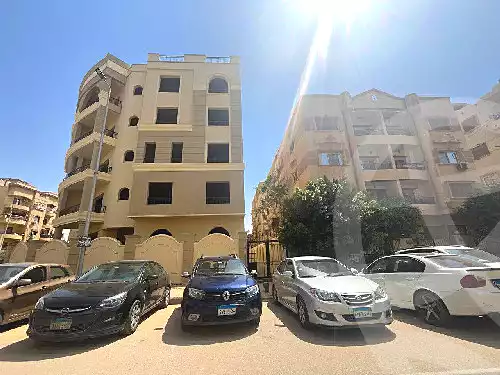 https://aqarmap.com.eg/ar/listing/7312951-for-sale-cairo-new-cairo-el-narges-el-narges-omarat-street-79