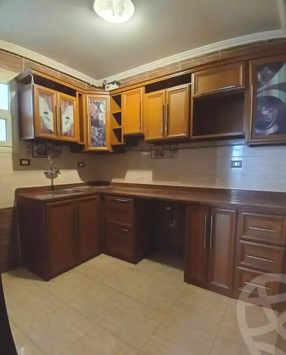 https://aqarmap.com.eg/en/listing/7313112-for-rent-alexandria-lsywf-shamaa