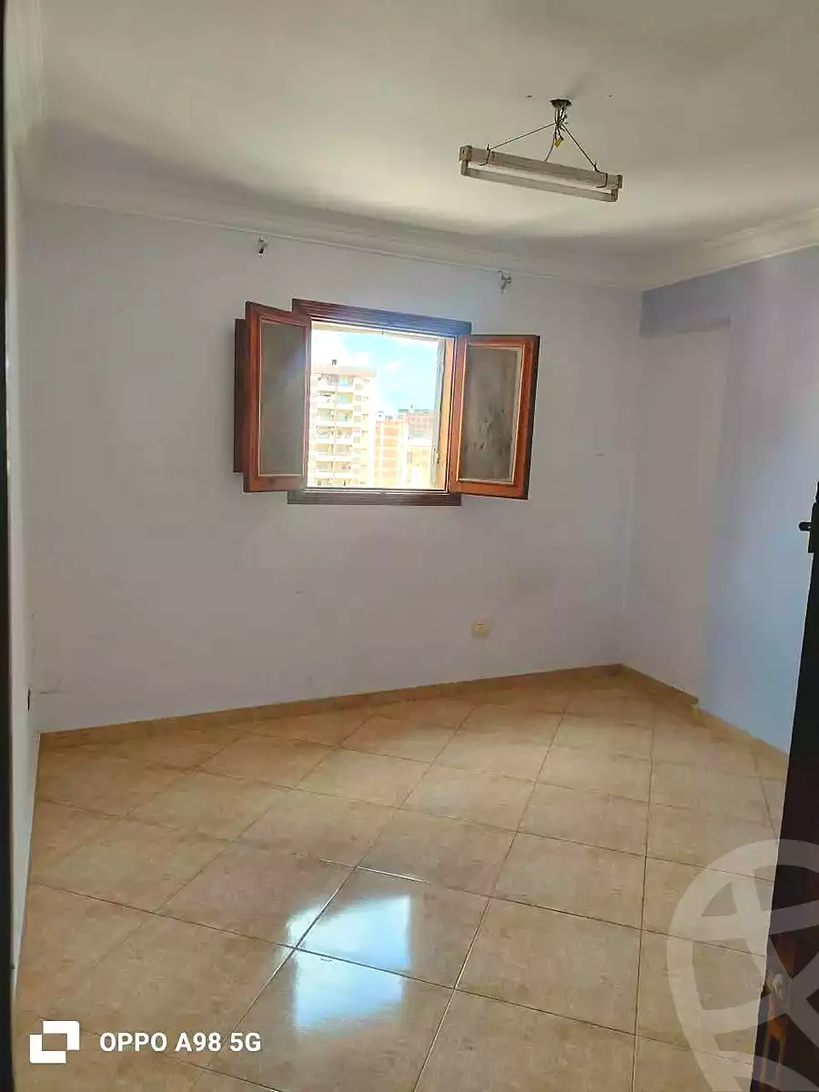 https://aqarmap.com.eg/ar/listing/7313138-for-sale-alexandria-sydy-bshr-sydy-bshr-bhry