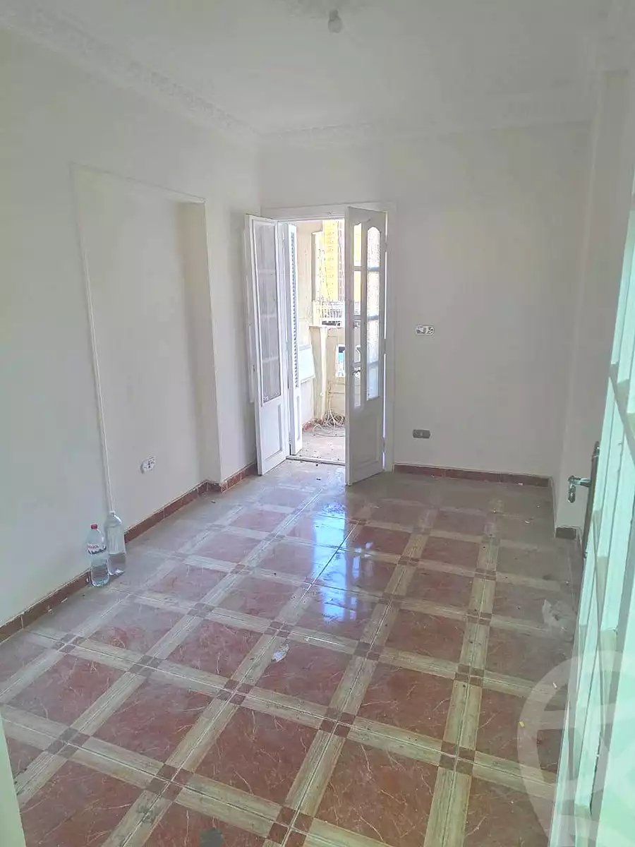 https://aqarmap.com.eg/en/listing/7313206-for-sale-alexandria-new-miami-street-16
