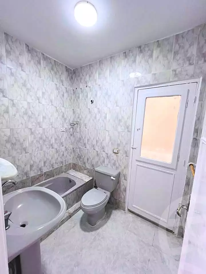 https://aqarmap.com.eg/en/listing/7313400-for-sale-alexandria-al-agamy-shataa-el-nakheel