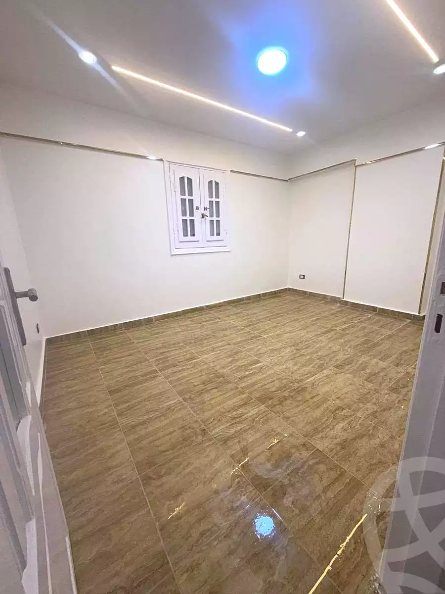 https://aqarmap.com.eg/ar/listing/7313633-for-sale-alexandria-sydy-bshr-sydy-bshr-bhry-street-16