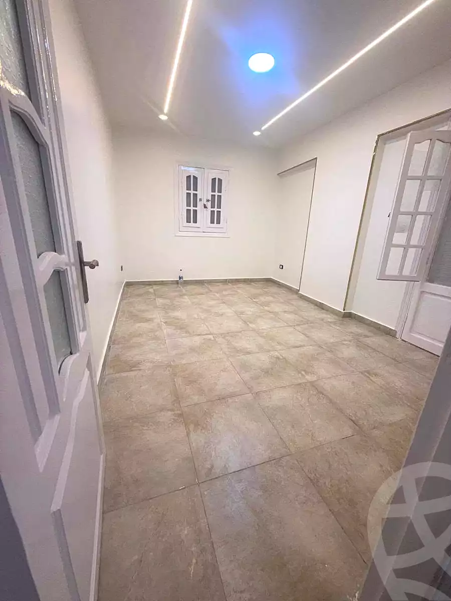 https://aqarmap.com.eg/ar/listing/7313633-for-sale-alexandria-sydy-bshr-sydy-bshr-bhry-street-16
