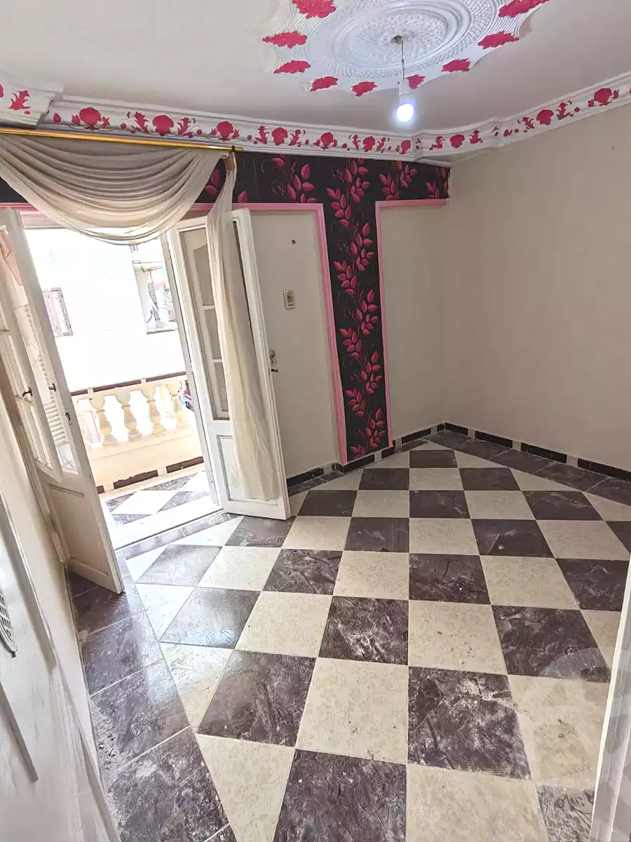 https://aqarmap.com.eg/ar/listing/7313717-for-sale-alexandria-al-agamy-el-hanouvel-abo-el-shawareb-st