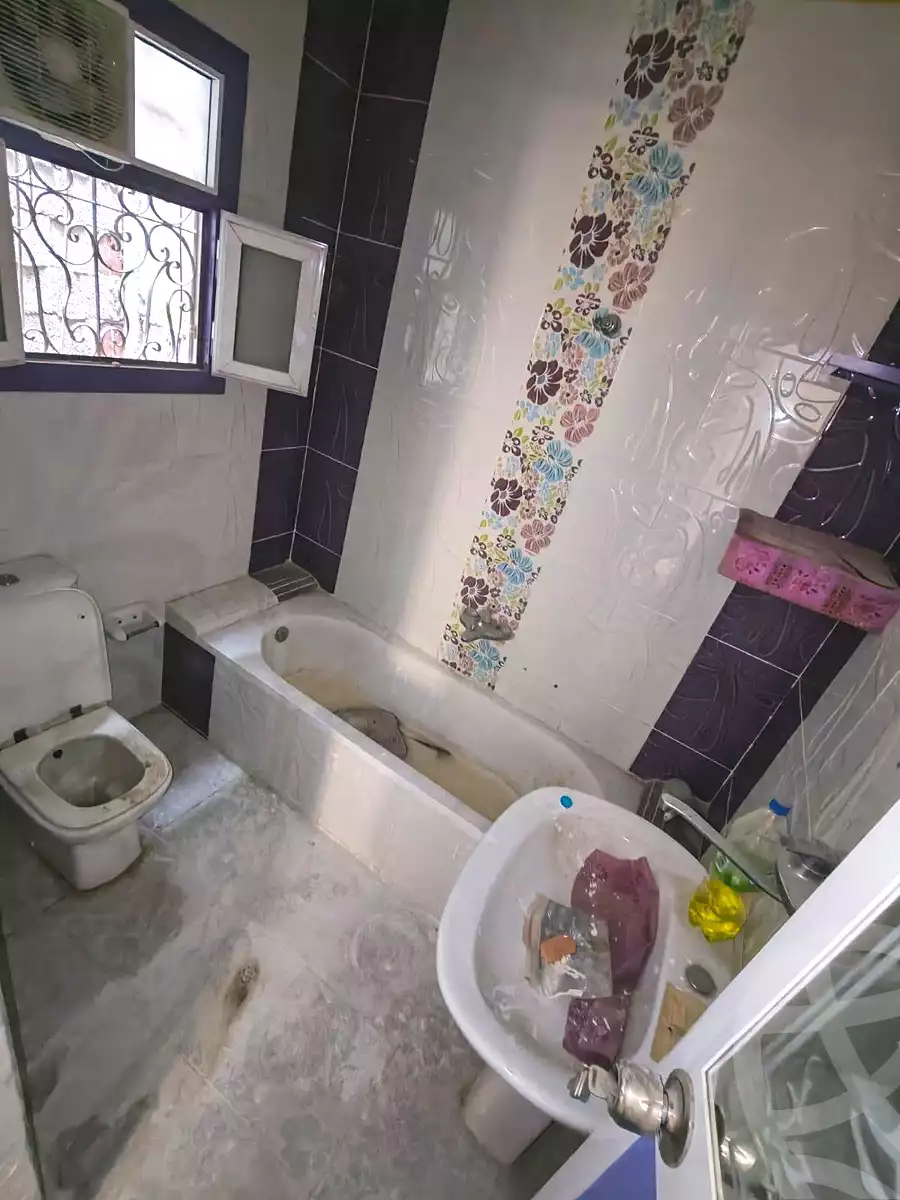https://aqarmap.com.eg/ar/listing/7313717-for-sale-alexandria-al-agamy-el-hanouvel-abo-el-shawareb-st