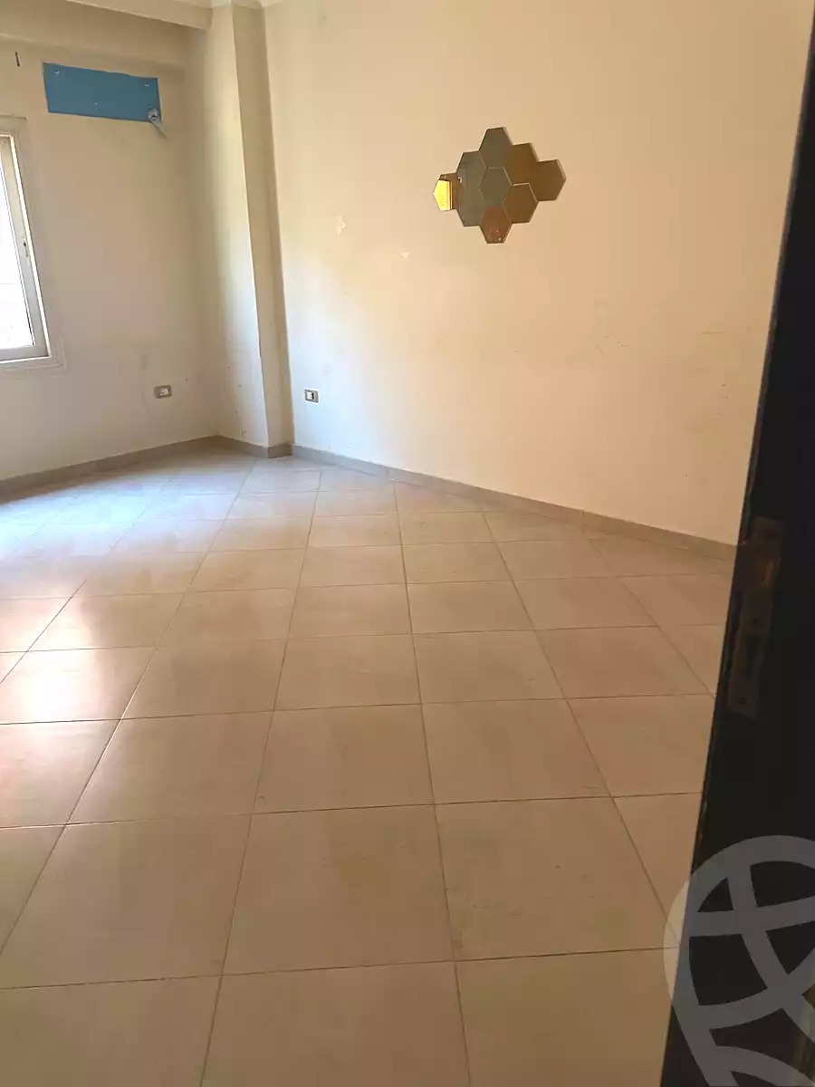 https://aqarmap.com.eg/en/listing/7313747-for-sale-cairo-new-cairo-compounds-kmbwnd-ldf-lwtny