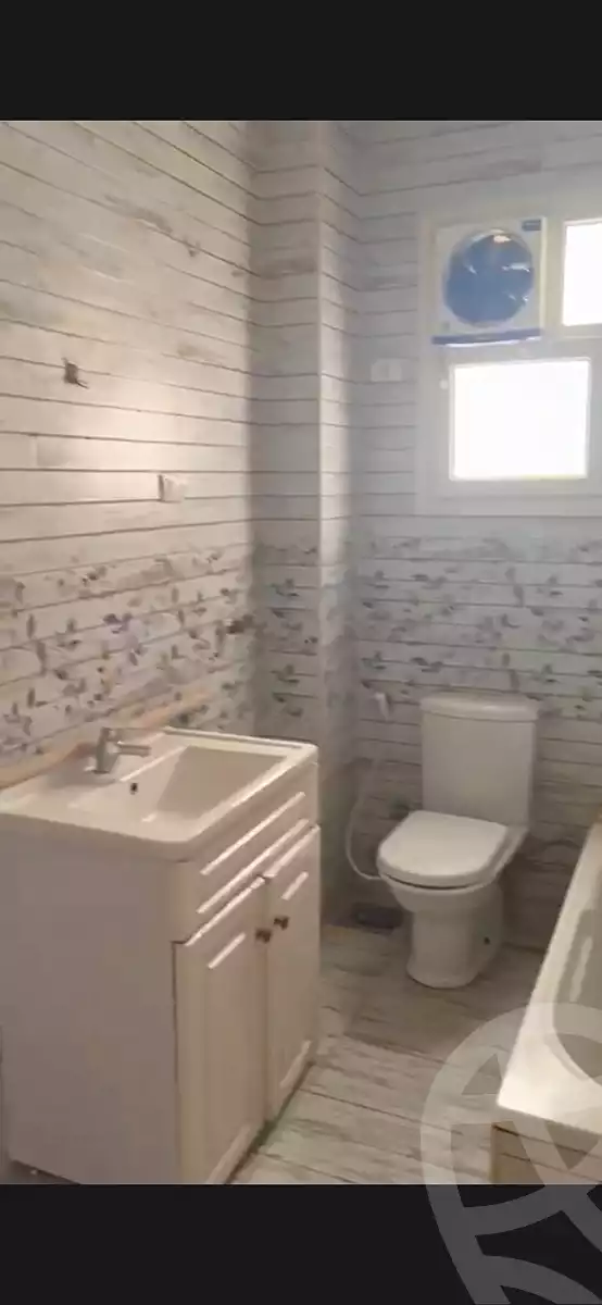https://aqarmap.com.eg/ar/listing/7313764-for-sale-cairo-new-cairo-el-lotus-lotus-north-lmntq-lkhms-llwts-lshmly