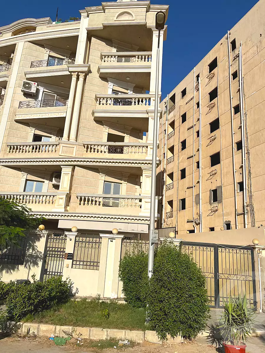 https://aqarmap.com.eg/ar/listing/7313845-for-sale-cairo-new-cairo-el-lotus-lotus-north-lmntq-lthlth-llwts-lshmly