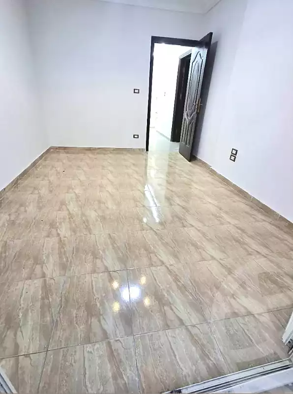 https://aqarmap.com.eg/ar/listing/7313874-for-sale-alexandria-el-asafra-l-sfr-bhry