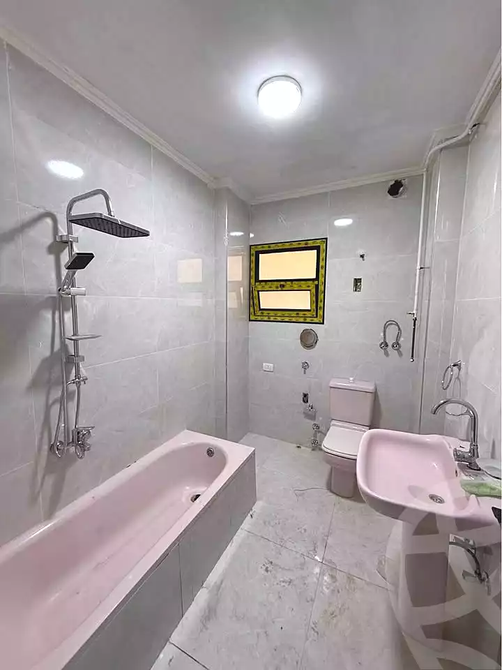 https://aqarmap.com.eg/en/listing/7314151-for-sale-alexandria-el-asafra-shr-45
