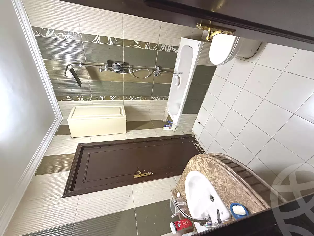 https://aqarmap.com.eg/en/listing/7314294-for-rent-cairo-mokattam-lhdb-l-ly-manteqt-ganob-s