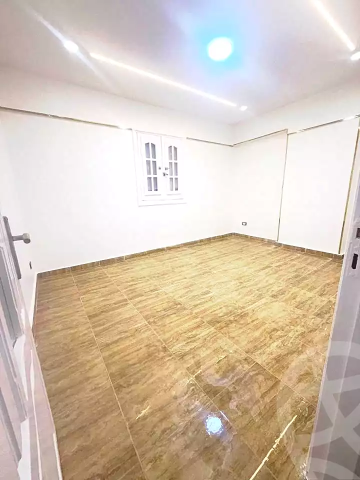 https://aqarmap.com.eg/en/listing/7314442-for-sale-alexandria-sydy-bshr-sydy-bshr-bhry-street-16