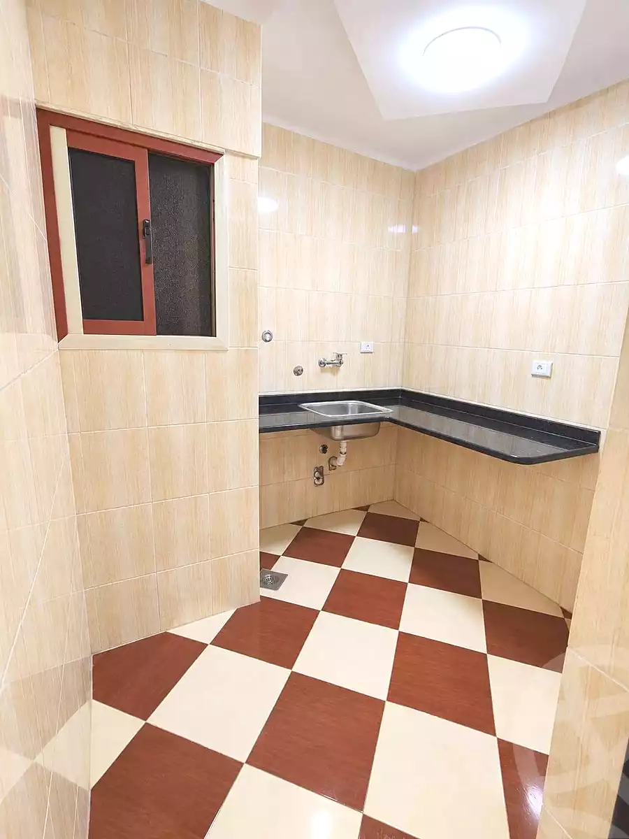 https://aqarmap.com.eg/en/listing/7314484-for-sale-alexandria-al-agamy-el-hanouvel-al-haded-we-al-soulb-st