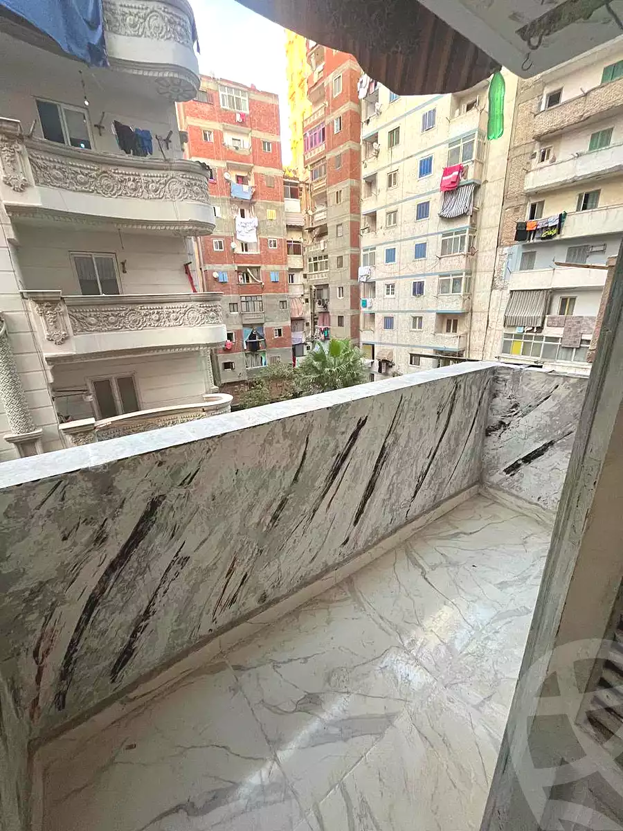 https://aqarmap.com.eg/ar/listing/7315176-for-sale-alexandria-bahray-el-anfoshy-fahmy-al-nadori-st