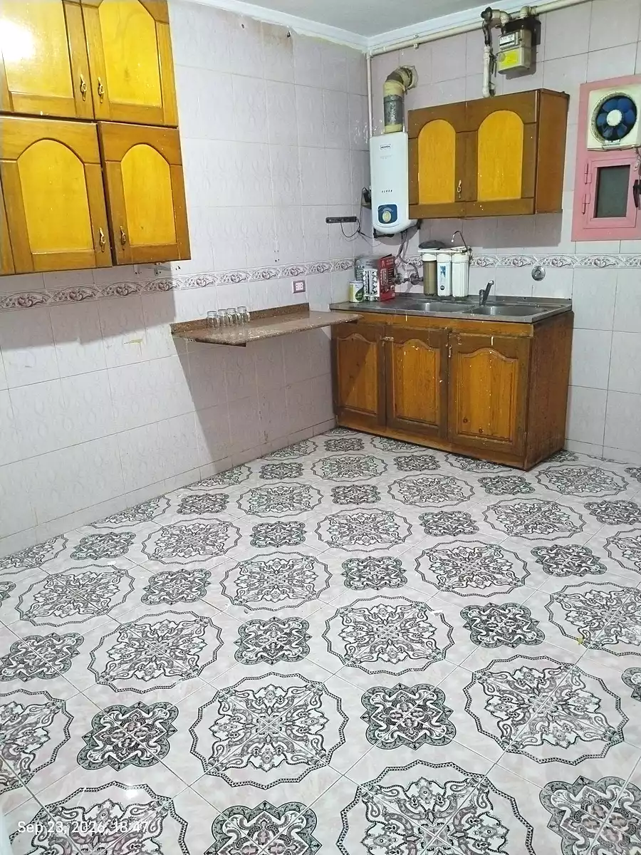 https://aqarmap.com.eg/ar/listing/7315432-for-sale-cairo-helwan-helwan-el-sharkeya-khesro-basha-st