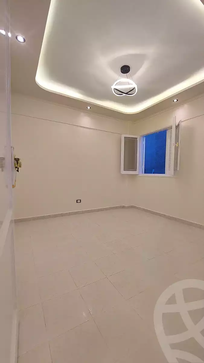https://aqarmap.com.eg/ar/listing/7315629-for-sale-alexandria-al-agamy-shataa-el-nakheel