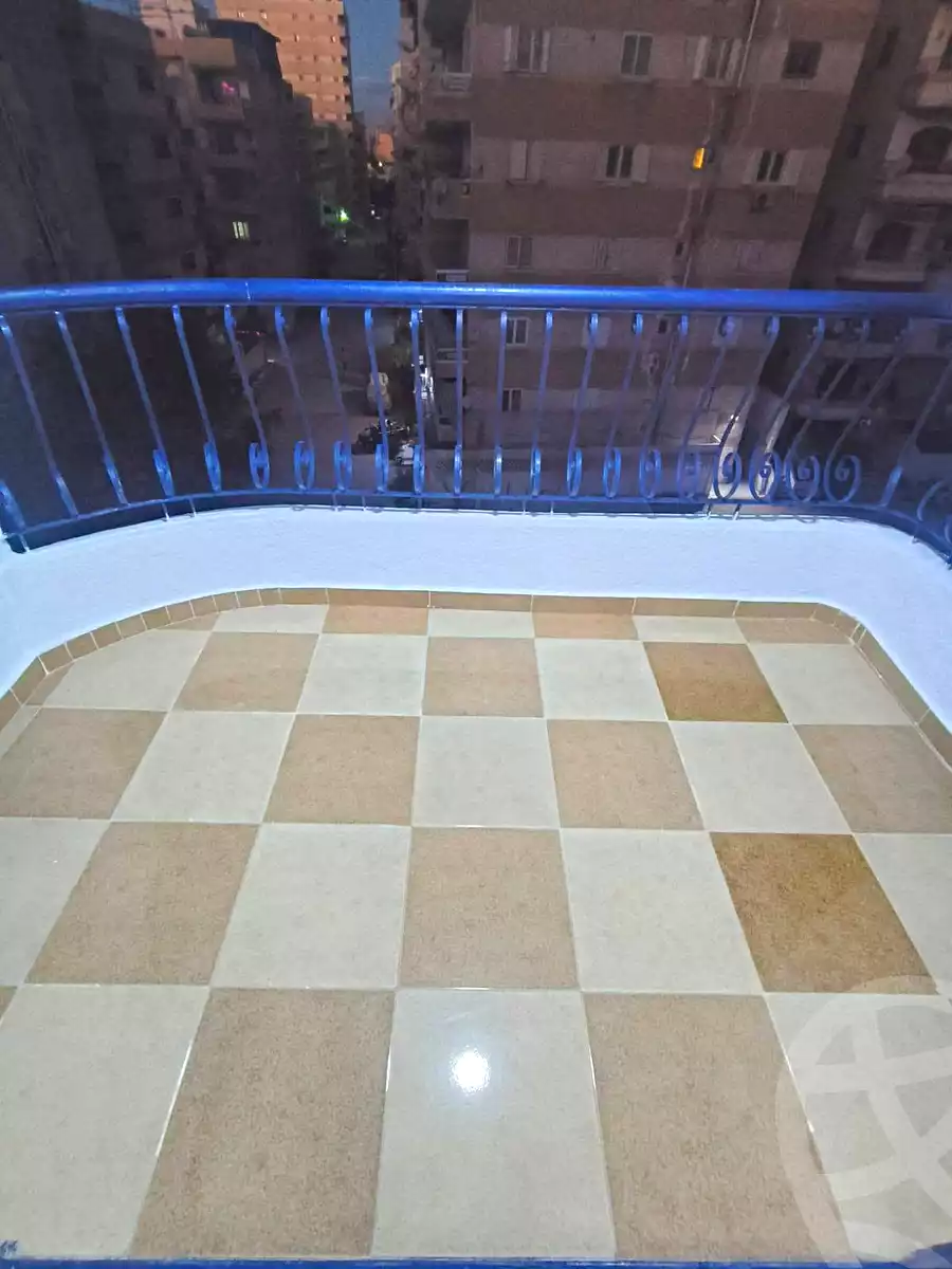 https://aqarmap.com.eg/en/listing/7315796-for-sale-alexandria-al-agamy-shataa-el-nakheel