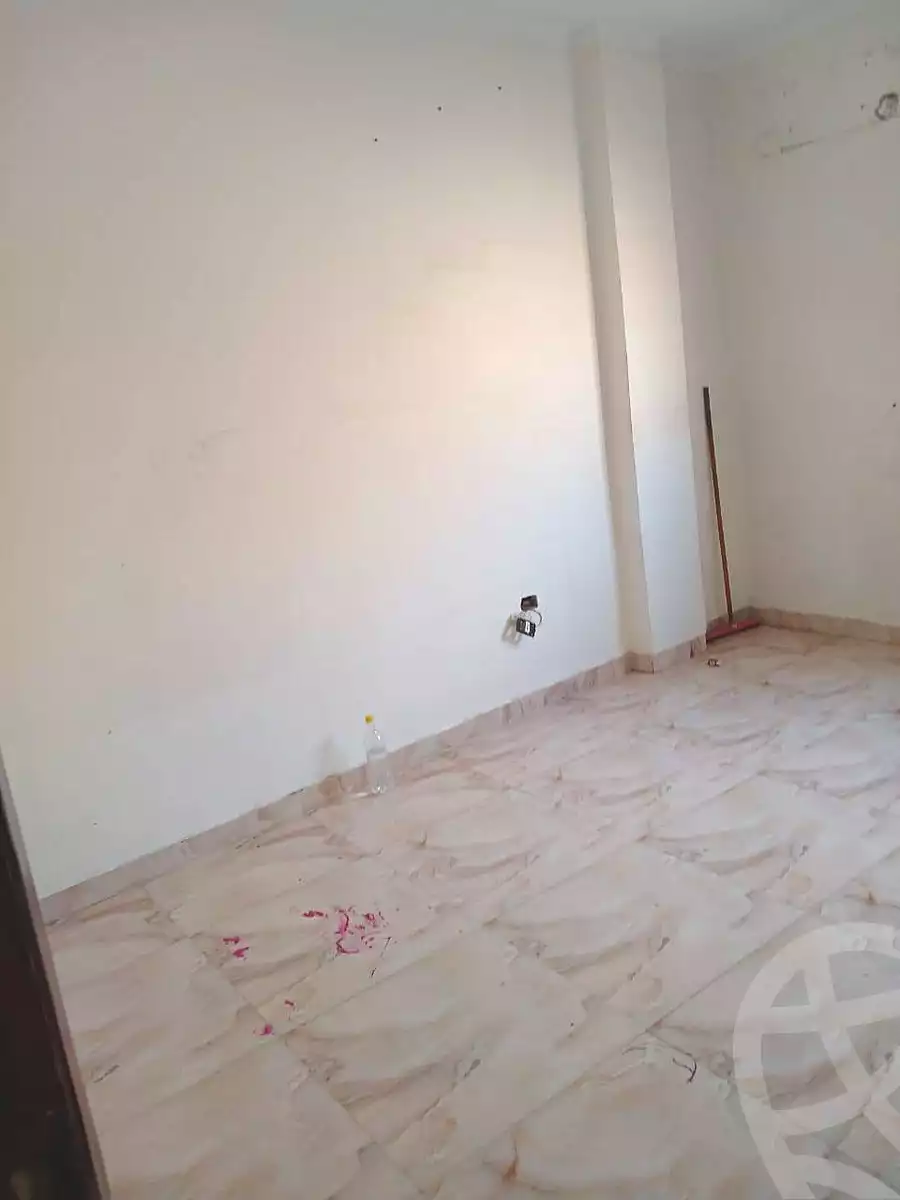 https://aqarmap.com.eg/ar/listing/7315823-for-rent-cairo-helwan-sherif-st