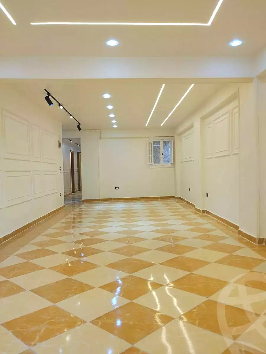 https://aqarmap.com.eg/ar/listing/7315901-for-sale-alexandria-al-agamy-bw-ywsf