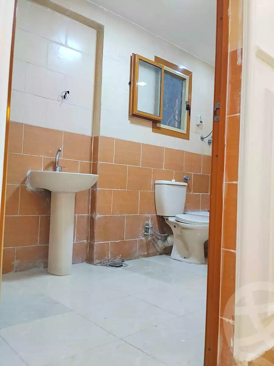 https://aqarmap.com.eg/ar/listing/7315901-for-sale-alexandria-al-agamy-bw-ywsf