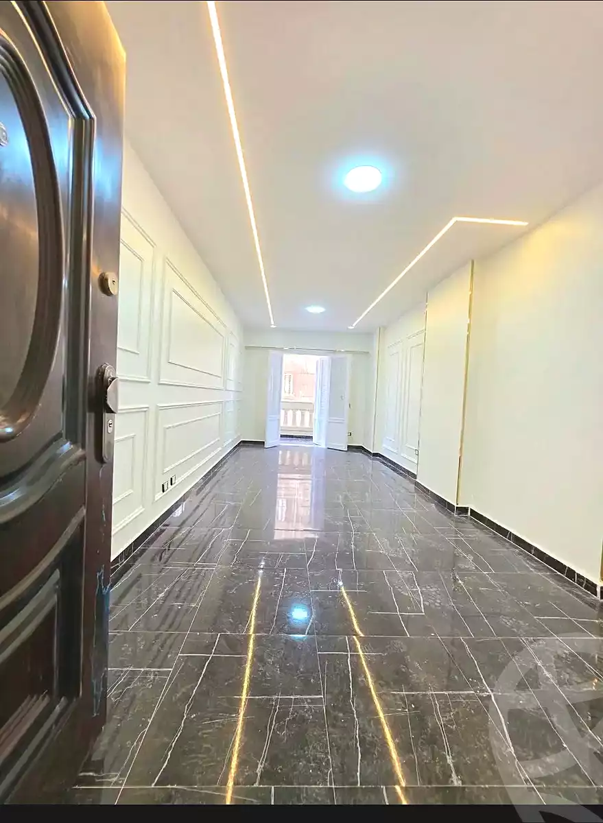 https://aqarmap.com.eg/ar/listing/7316165-for-sale-alexandria-sydy-bshr-sydy-bshr-bhry-gamal-abd-el-nasir-st