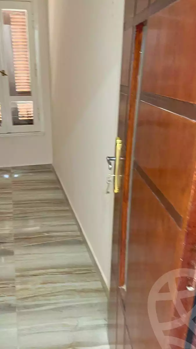 https://aqarmap.com.eg/ar/listing/7316220-for-rent-cairo-6th-of-october-compounds-jrdyny-lshms