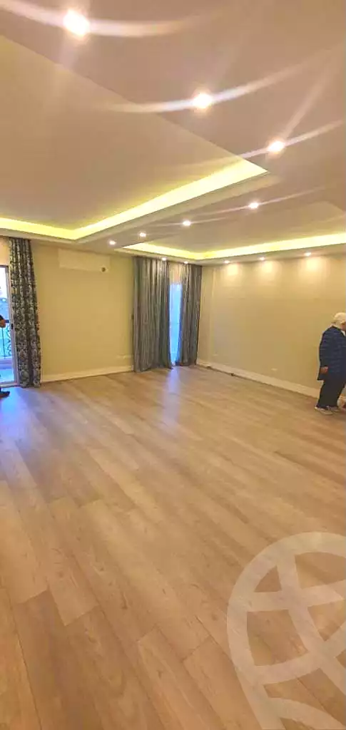 https://aqarmap.com.eg/en/listing/7316240-for-sale-cairo-new-cairo-lrhb-city-phase-1-ali-amin-st