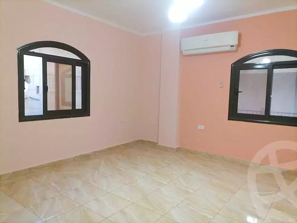 https://aqarmap.com.eg/ar/listing/7316322-for-rent-cairo-6th-of-october-el-ahyaa-neighborhood-1st-rich-bake-st