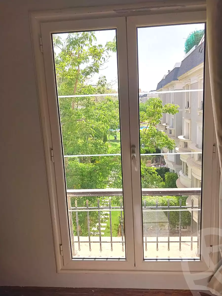 https://aqarmap.com.eg/en/listing/7316417-for-sale-cairo-new-cairo-compounds-hyde-park-cluster-15-hyde-park
