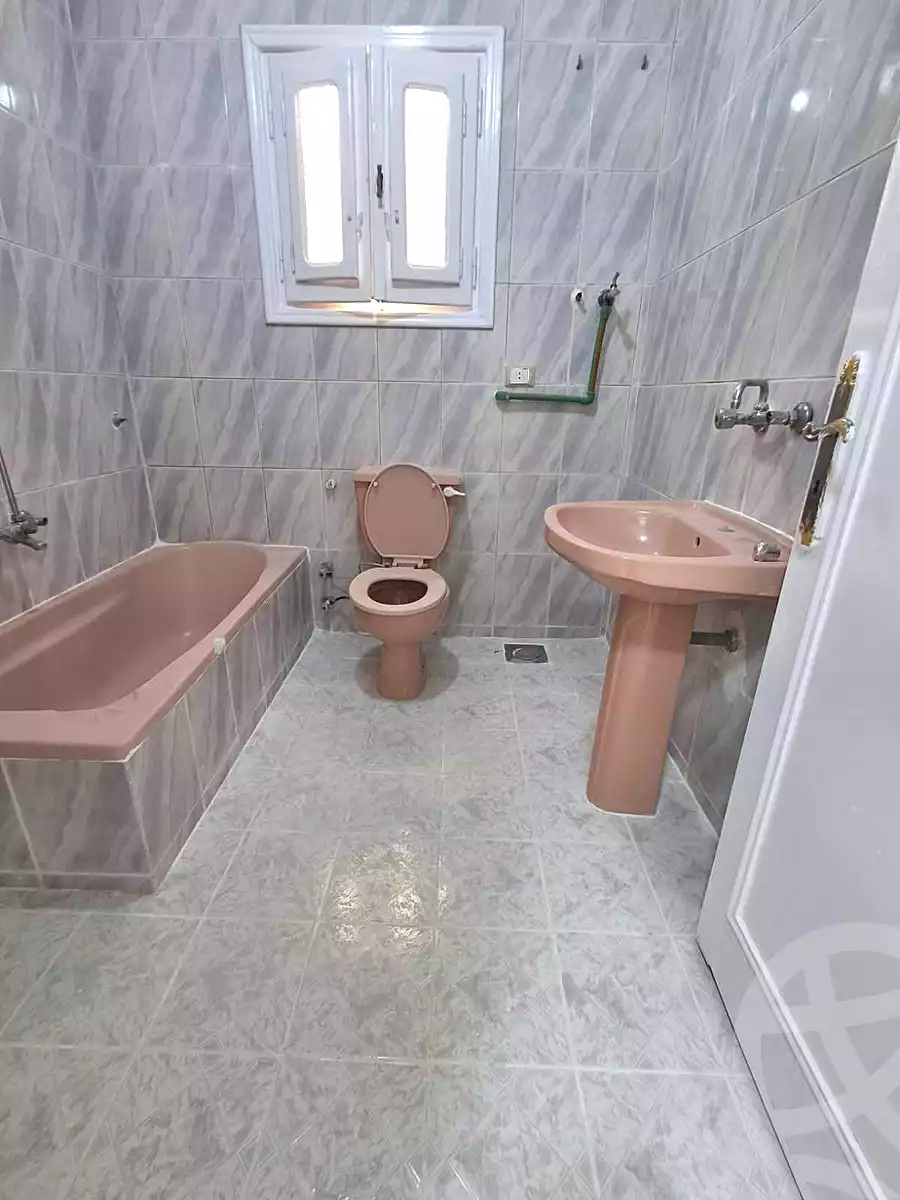 https://aqarmap.com.eg/en/listing/7316591-for-sale-alexandria-al-agamy-shataa-el-nakheel